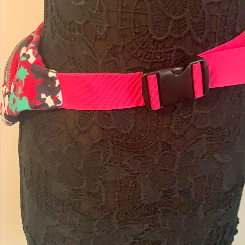 Fanny Pack - image 8